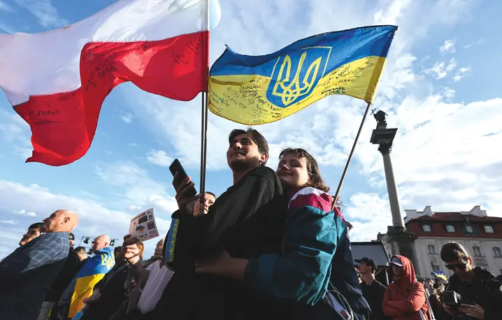 Manifestacja poparcia dla Ukrainy w Dzień Niepodległości naszych wschodnich sąsiadów, plac Zamkowy w Warszawie, 24 sierpnia 2025 r. fot. Jakub Porzycki/ Anadolu/Getty Images Manifestacja poparcia dla Ukrainy w Dzień Niepodległości naszych wschodnich sąsiadów, plac Zamkowy w Warszawie, 24 sierpnia 2025 r. fot. Jakub Porzycki/ Anadolu/Getty Images