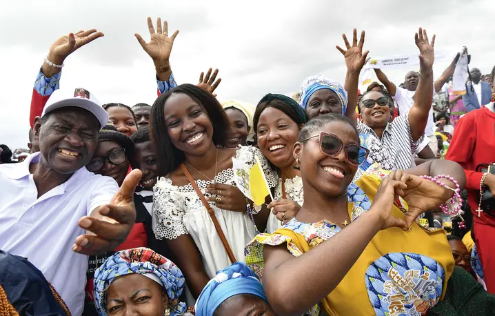 w Jaunde, kończącej wizytę papieża w Kamerunie, uczestniczyło 200 tys. wiernych fot. Abaca press/East News, Matteo Pernaselci/ Vatican Media/ Vatican Pool/Getty Images w Jaunde, kończącej wizytę papieża w Kamerunie, uczestniczyło 200 tys. wiernych fot. Abaca press/East News, Matteo Pernaselci/ Vatican Media/ Vatican Pool/Getty Images